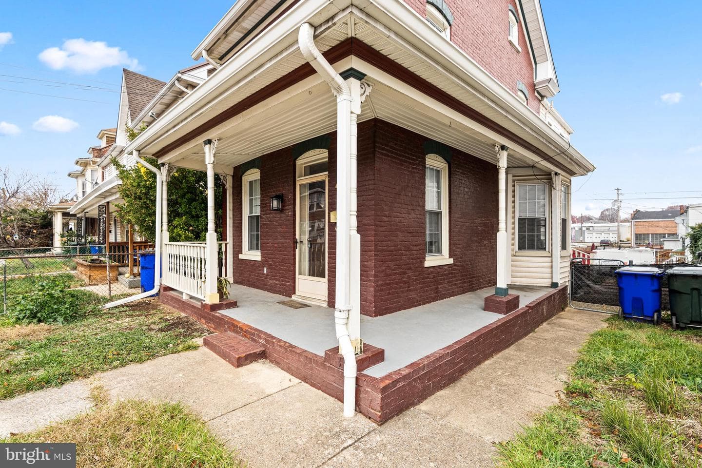48 Fairground Avenue photo 5
