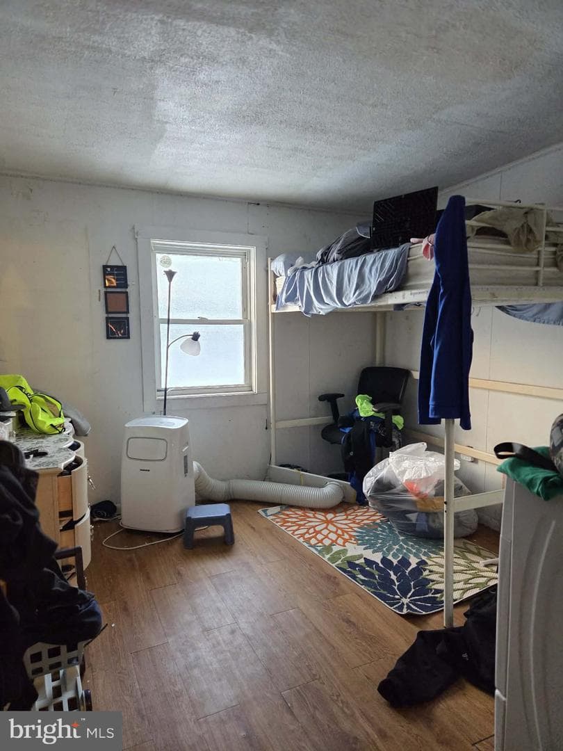 217 James Street photo 14