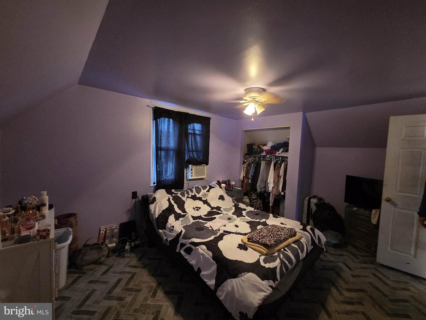 217 James Street photo 17