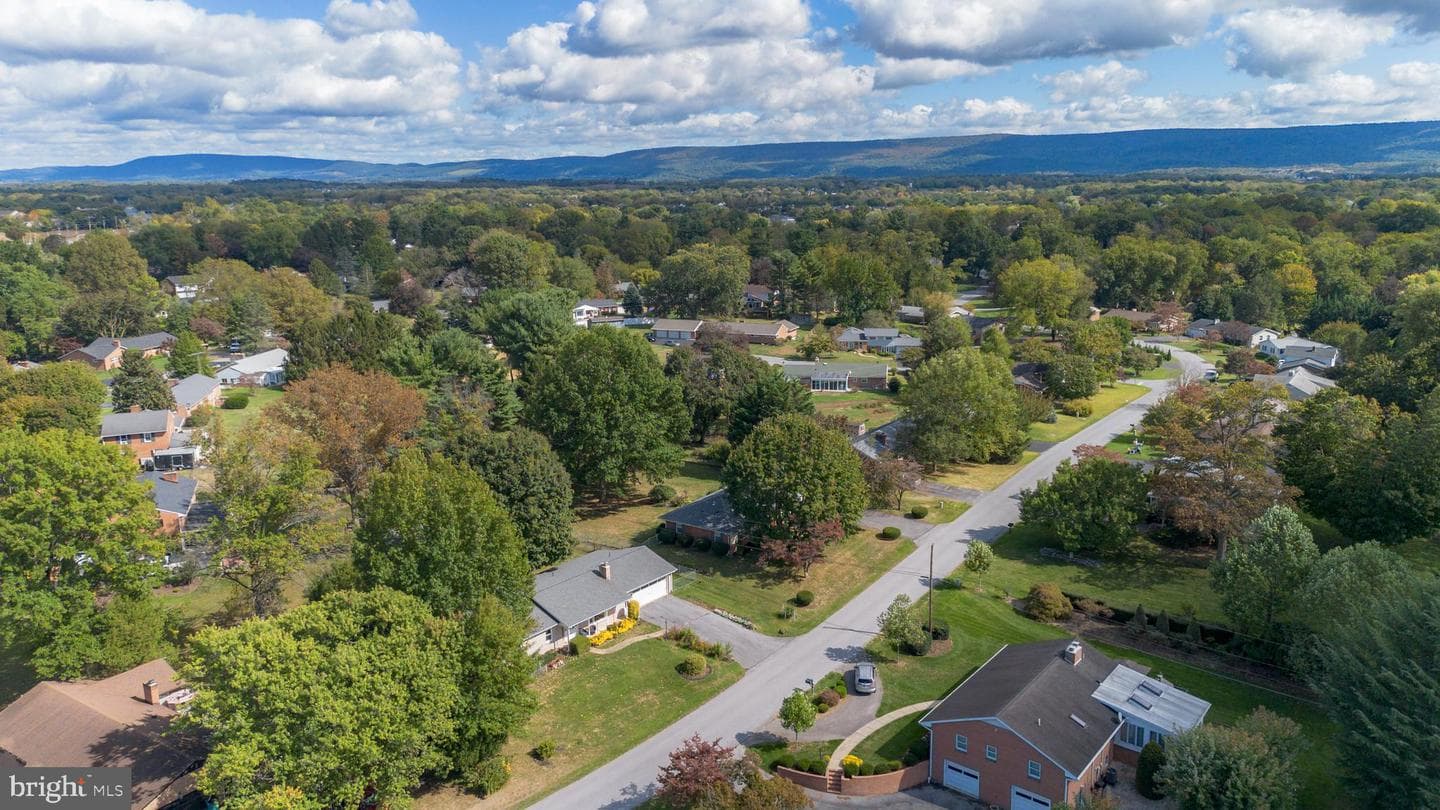 8 Brightwood Drive photo 42