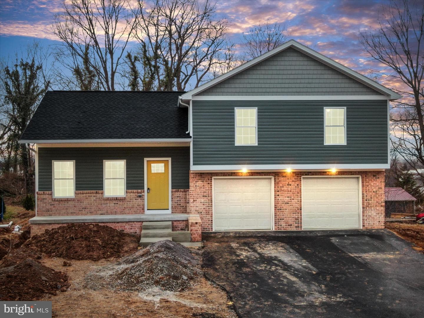 10904 Decker Avenue photo 2