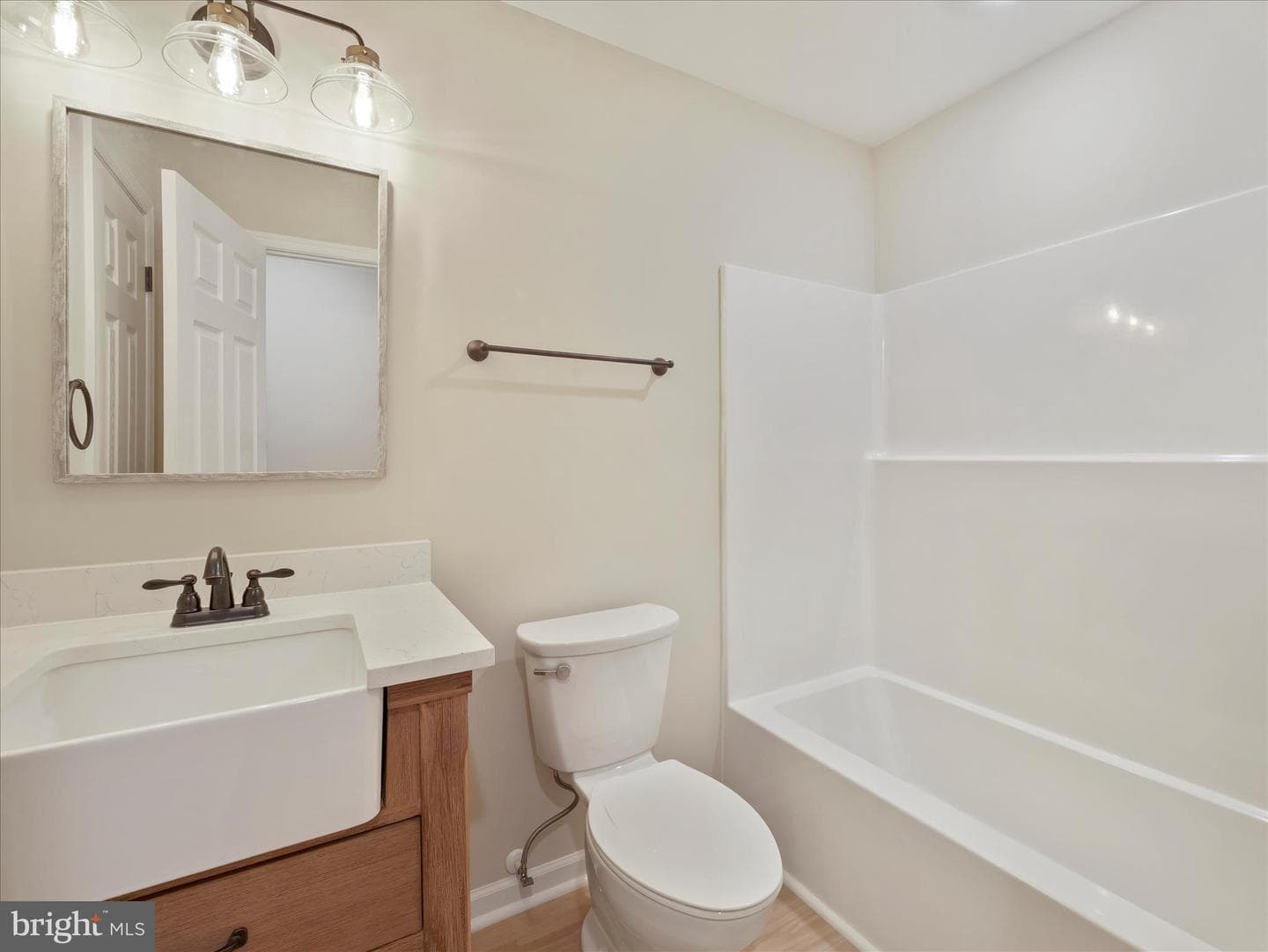 10904 Decker Avenue photo 22
