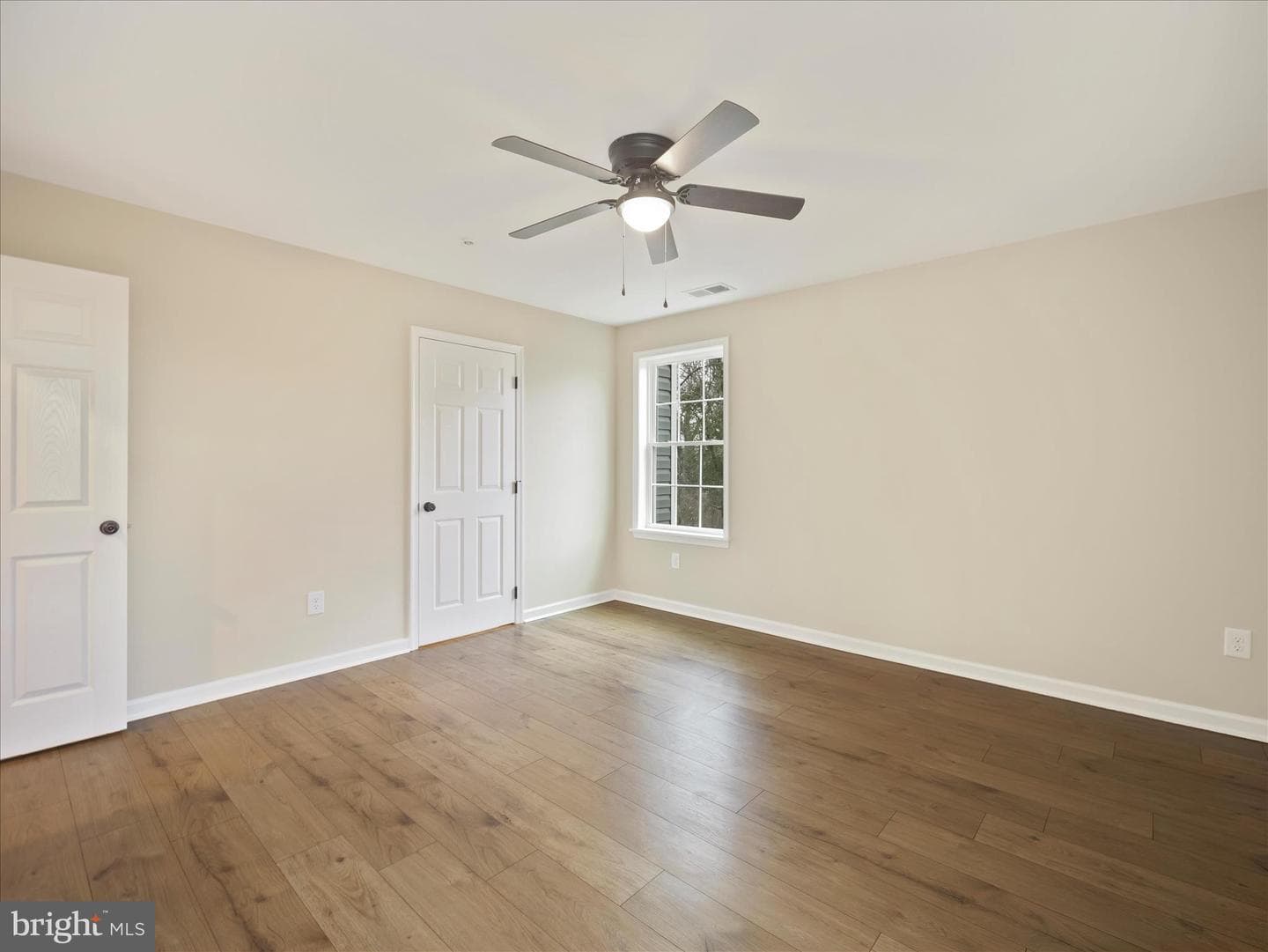 10904 Decker Avenue photo 24