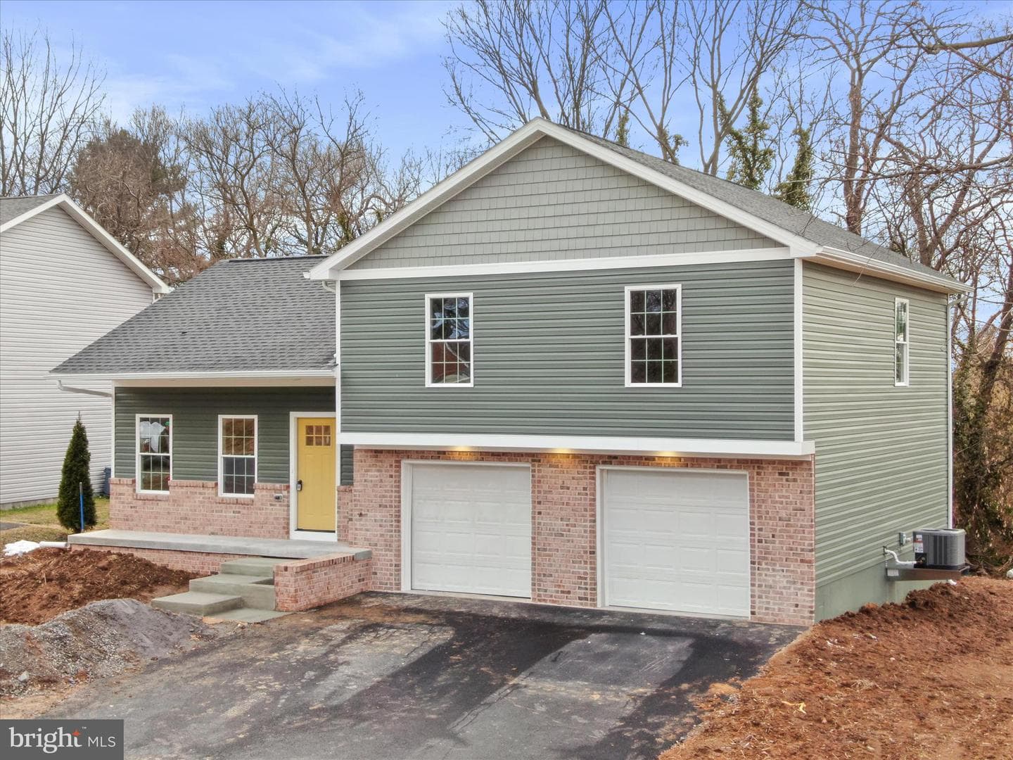 10904 Decker Avenue photo 4
