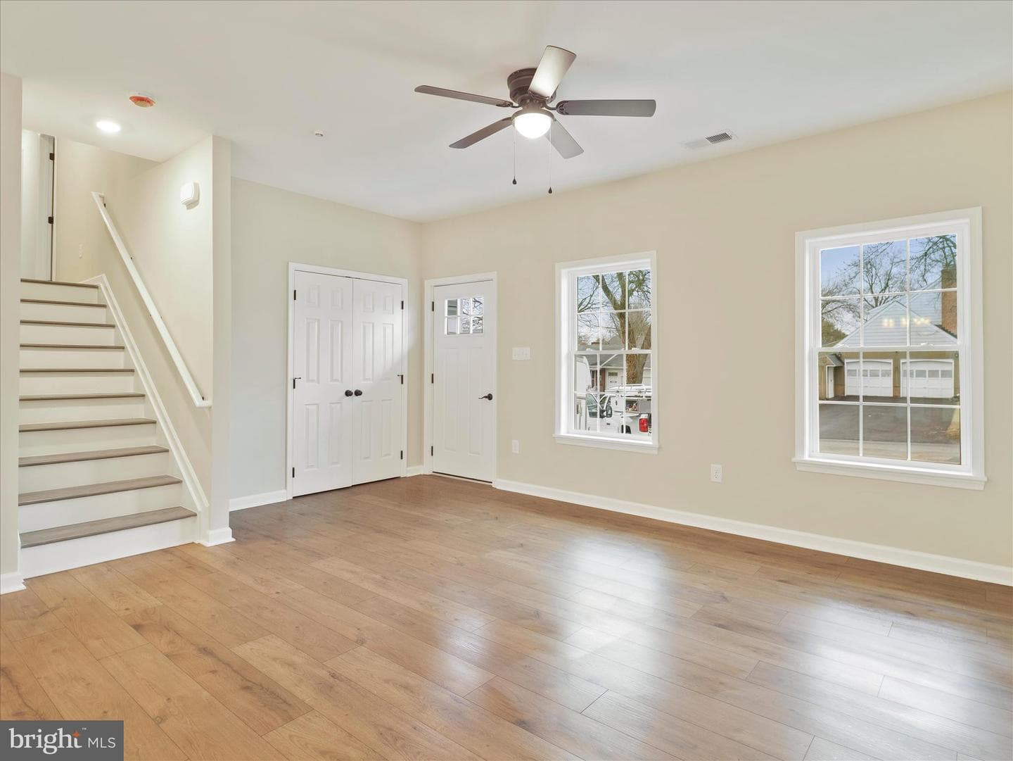 10904 Decker Avenue photo 8