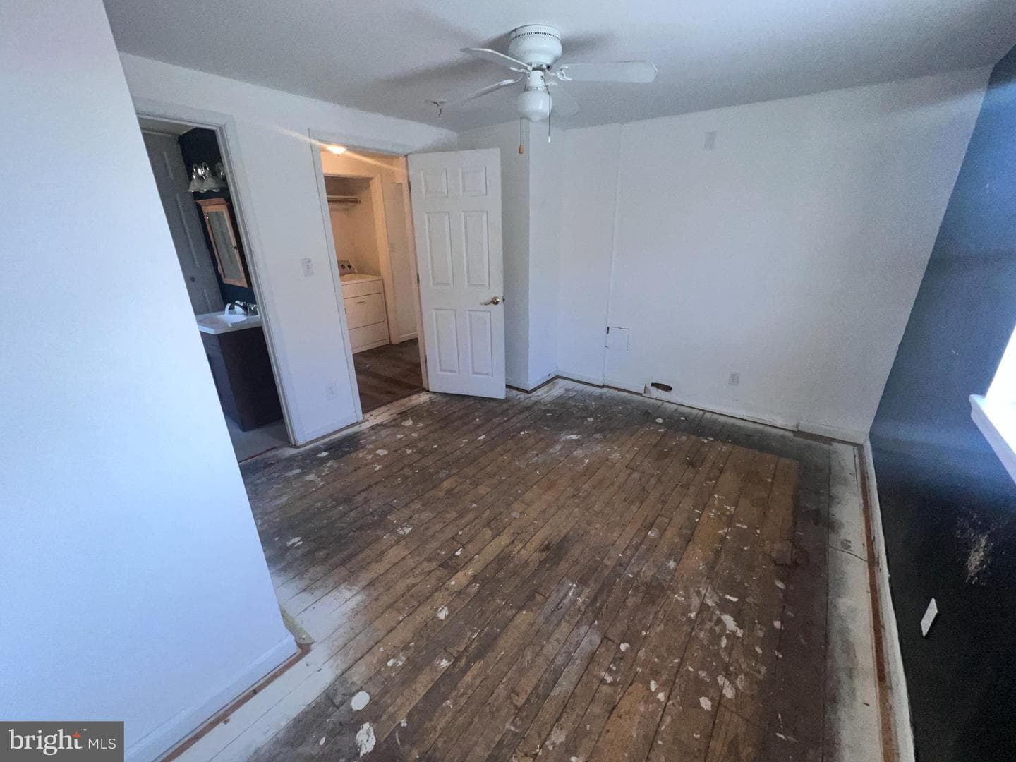 104 W High Street W photo 21