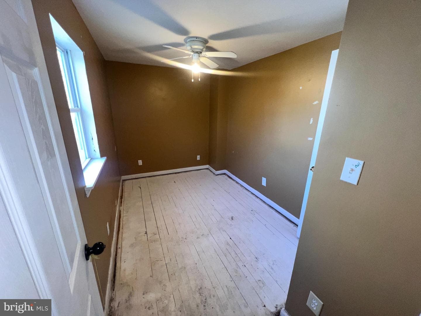 104 W High Street W photo 24