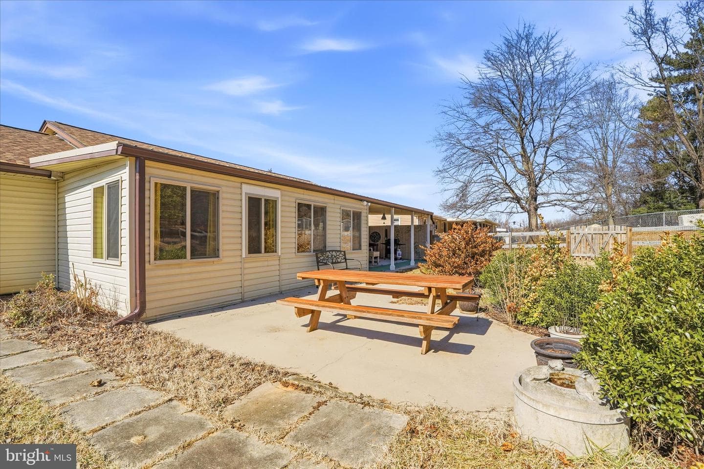 7625 Mountain Laurel Road photo 40