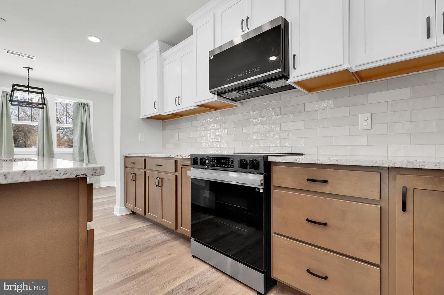 13808 Weaver Avenue photo 14