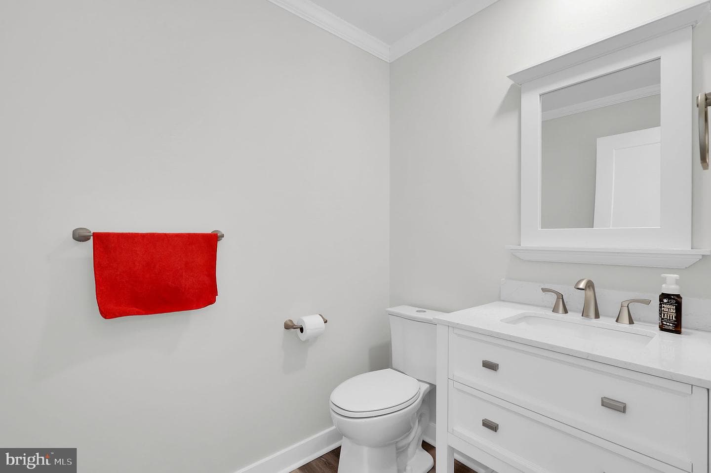 13808 Weaver Avenue photo 18