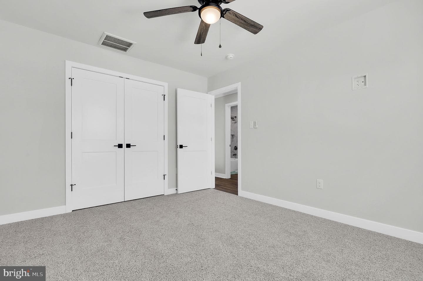 13808 Weaver Avenue photo 27