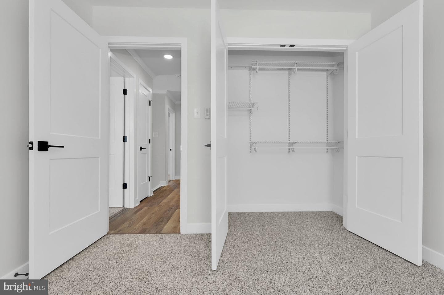 13808 Weaver Avenue photo 30
