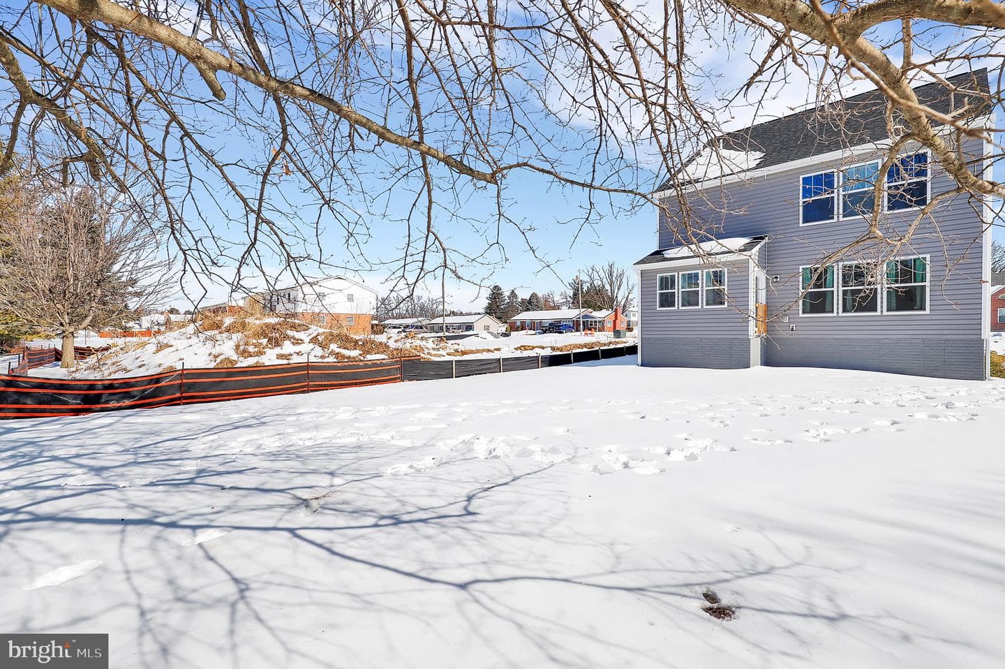 13808 Weaver Avenue photo 32