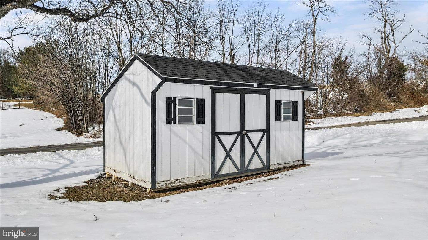 15024 Clear Spring Road photo 27