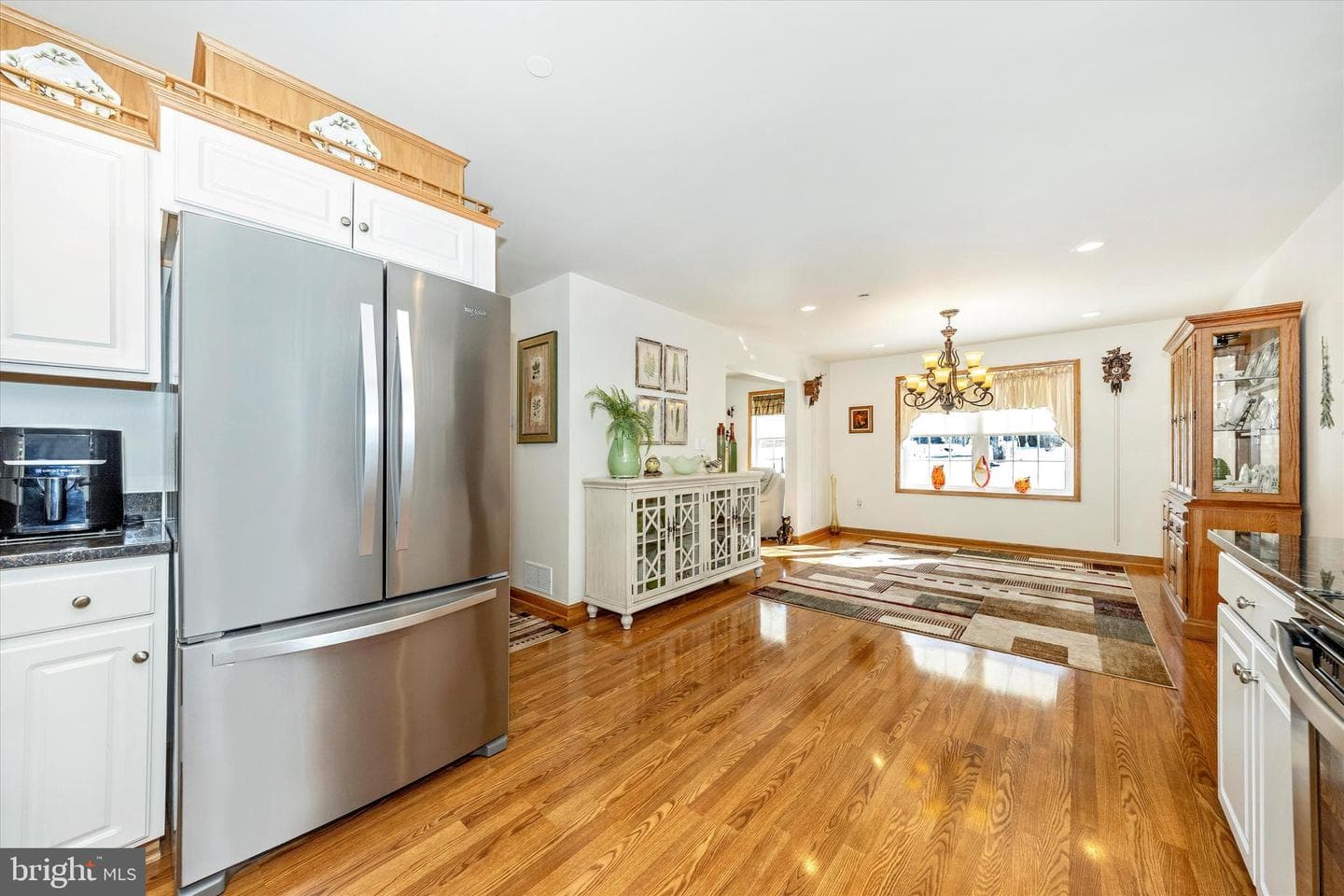 19327 Longmeadow Road photo 16