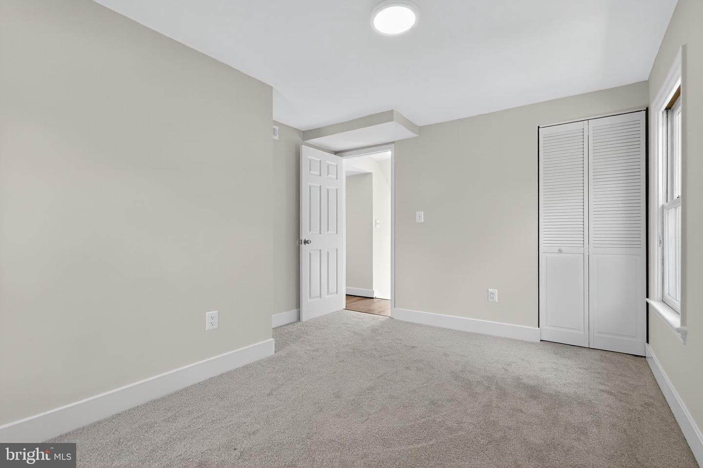 10612 Honeyfield Road photo 12