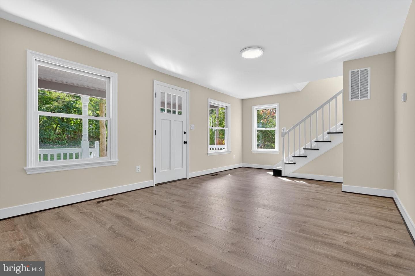 10612 Honeyfield Road photo 3
