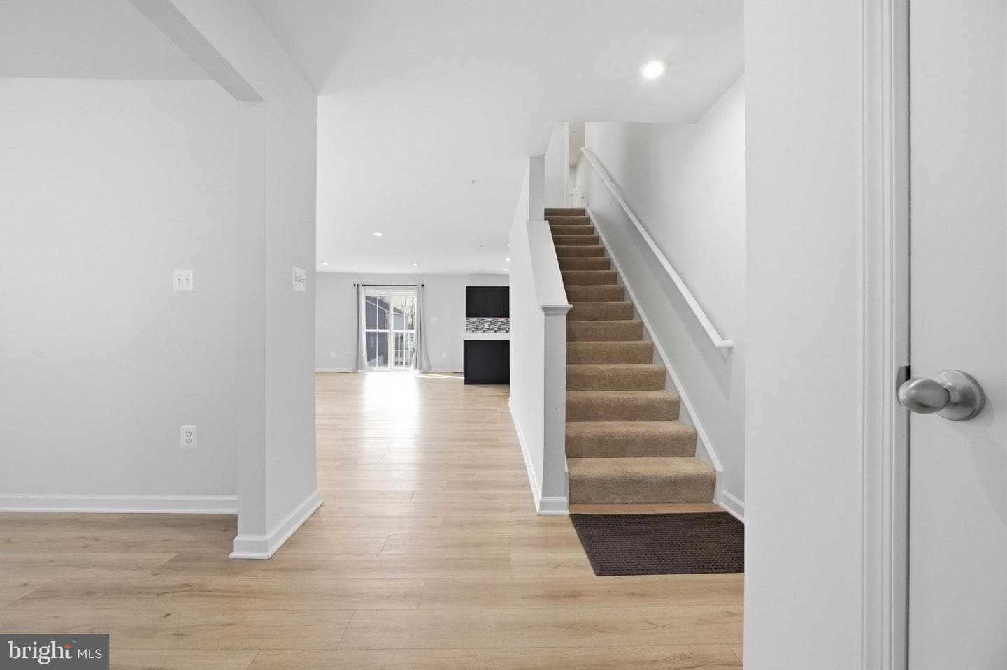 103 Charlotte Street photo 2