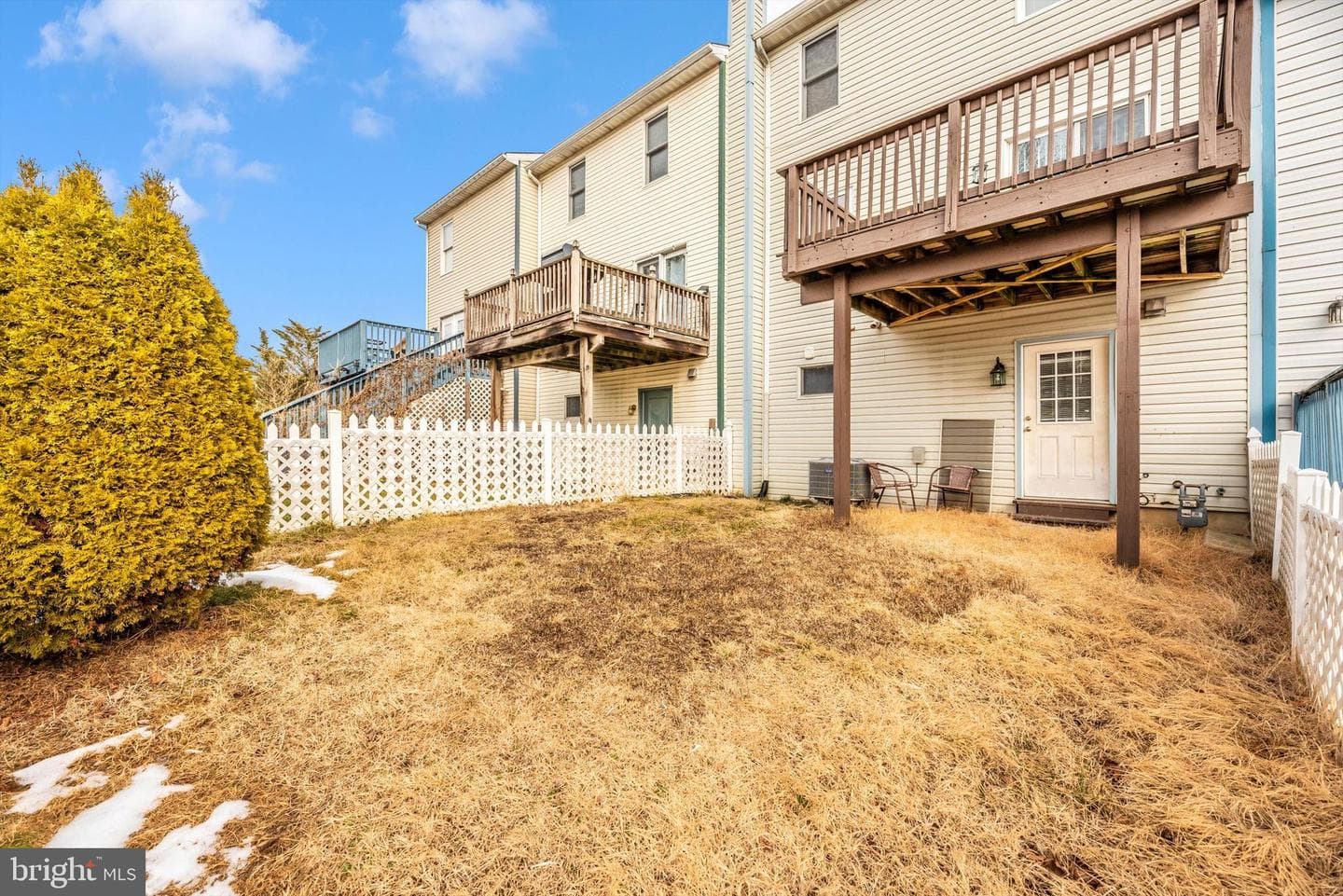 605 Knightsbridge Drive photo 34