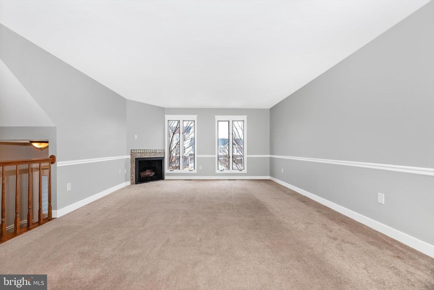 605 Knightsbridge Drive photo 5
