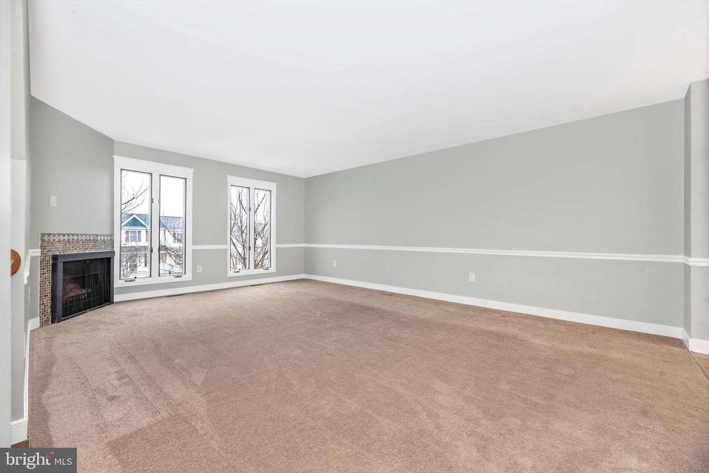 605 Knightsbridge Drive photo 6