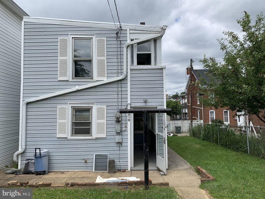 310 S Mulberry Street photo 31