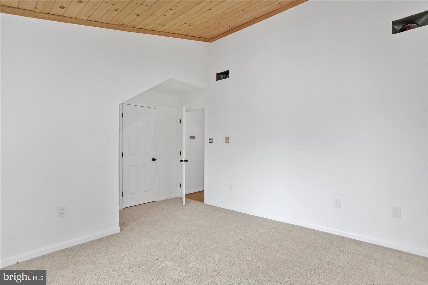 17419 Taylors Landing Road photo 15