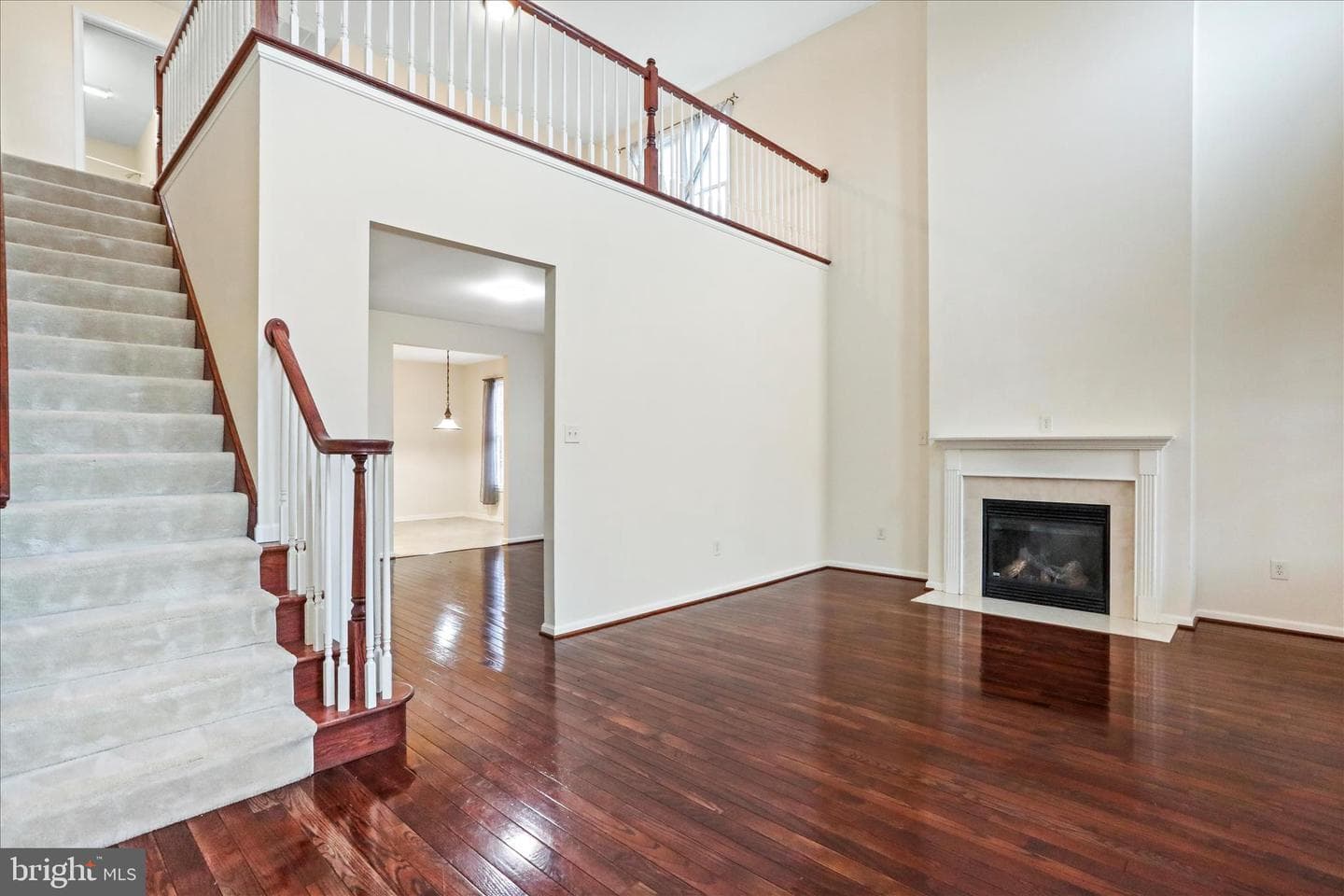 624 Trafalgar Drive photo 4