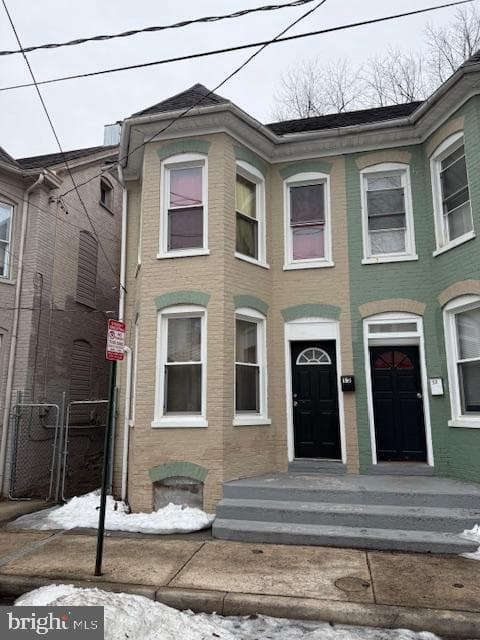 15 E Lee Street, Hagerstown