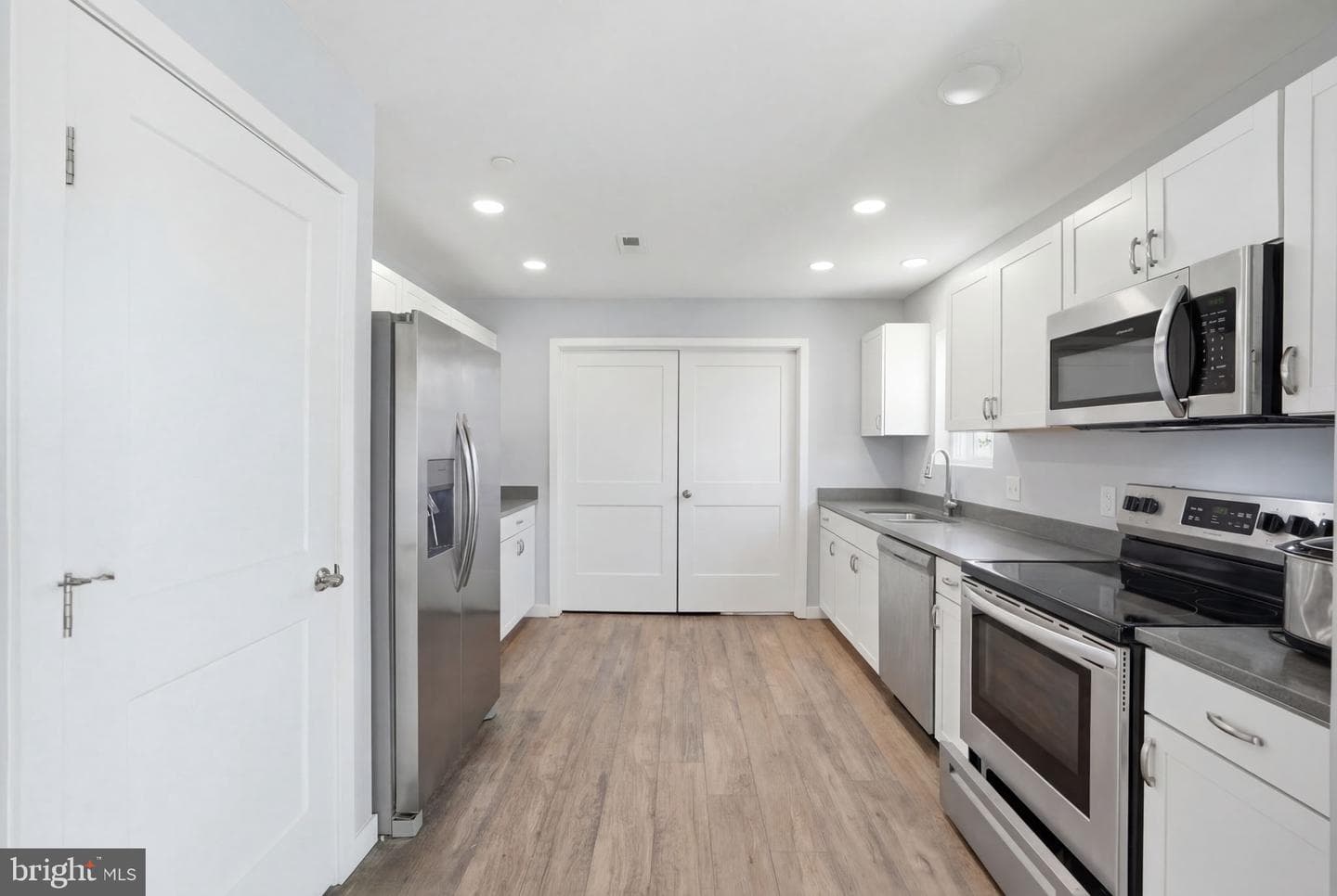257 S Mulberry Street photo 6