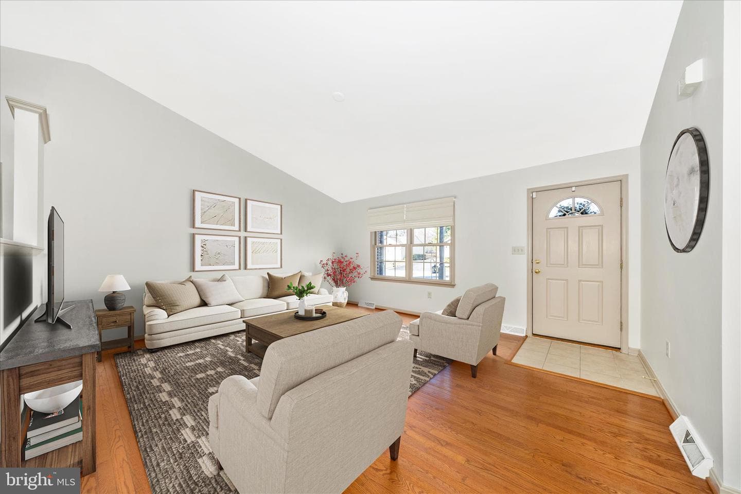223 Montclair Court photo 3