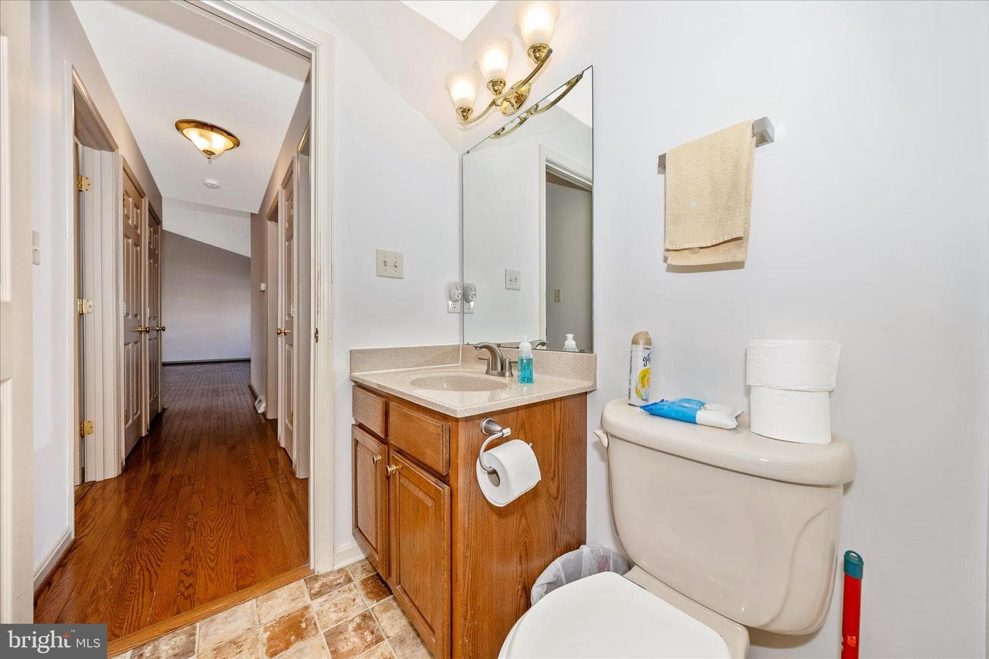 223 Montclair Court photo 32