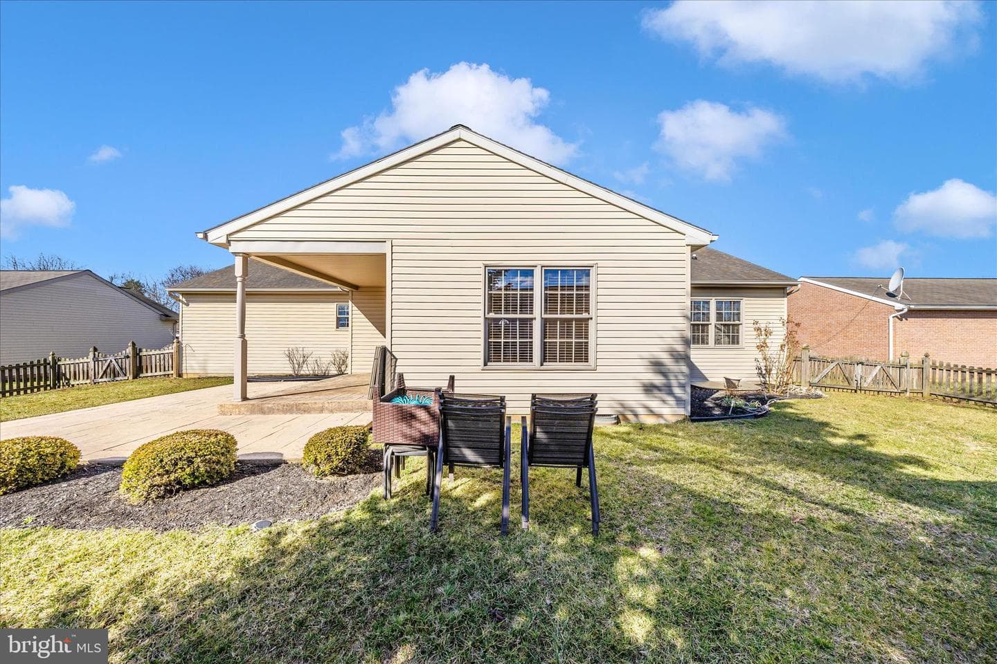 223 Montclair Court photo 42