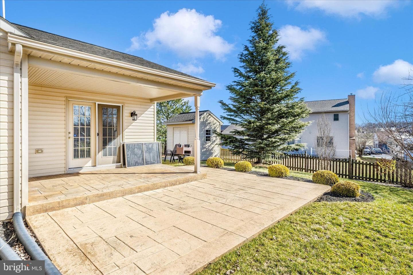 223 Montclair Court photo 45