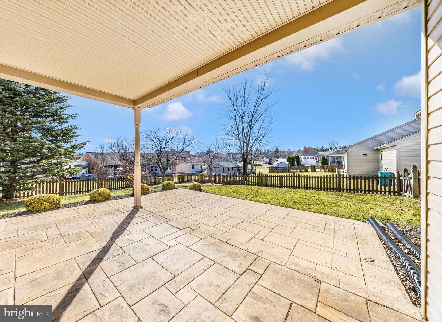 223 Montclair Court photo 46