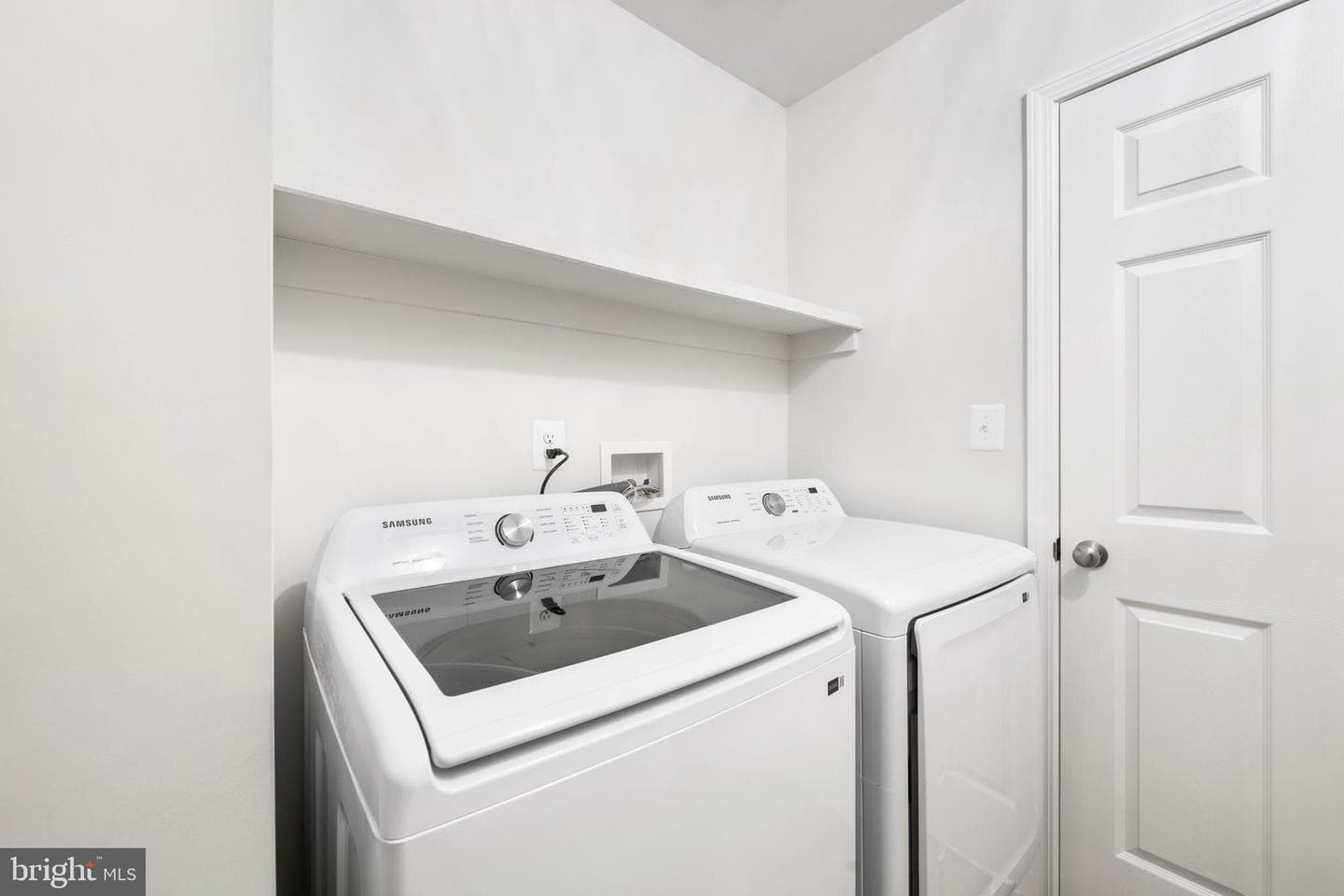 492 Mitchell Avenue photo 15