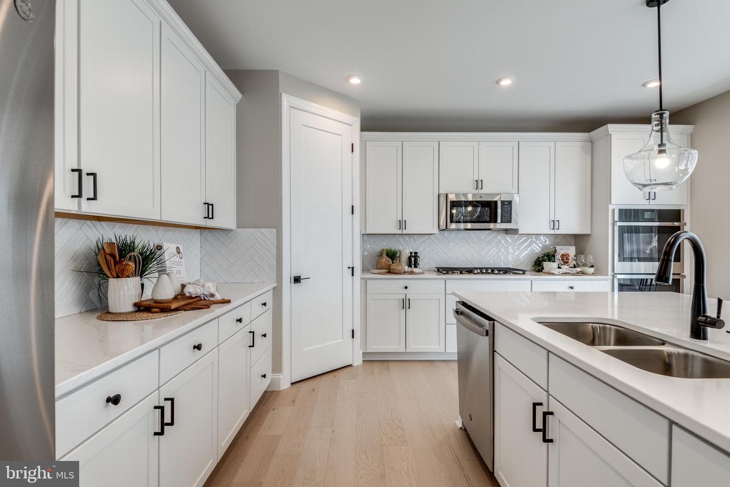 Everett Drive - Yorktown photo 16