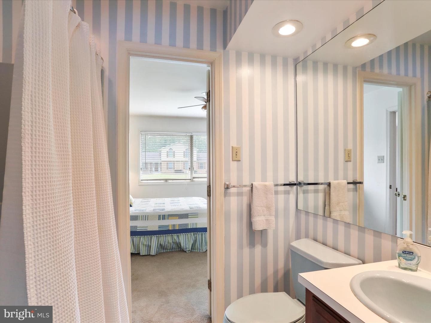 11025 Eastwood Drive photo 37