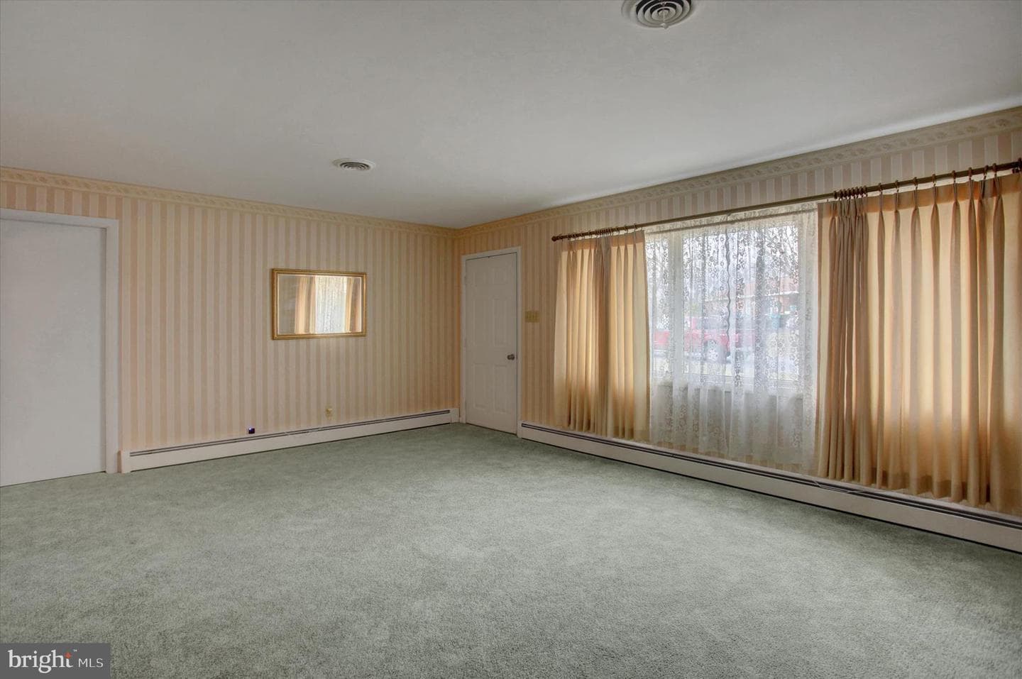 16820 Petmar Circle photo 11