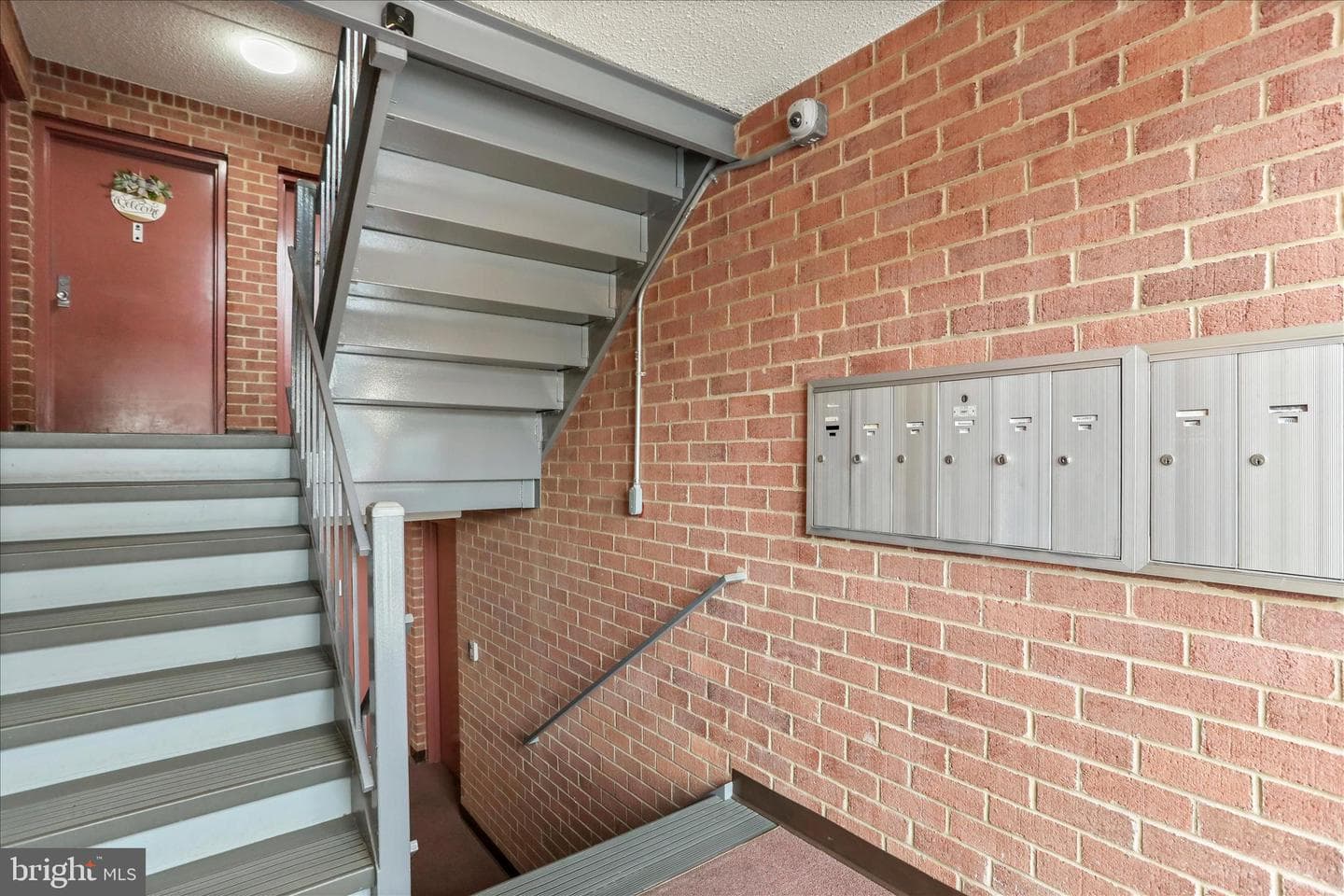 1633 Edgewood Place #1 photo 4