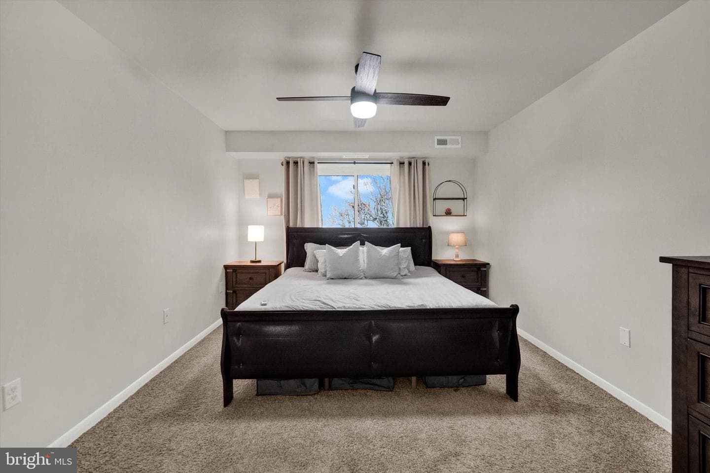 1633 Edgewood Place #201 photo 15