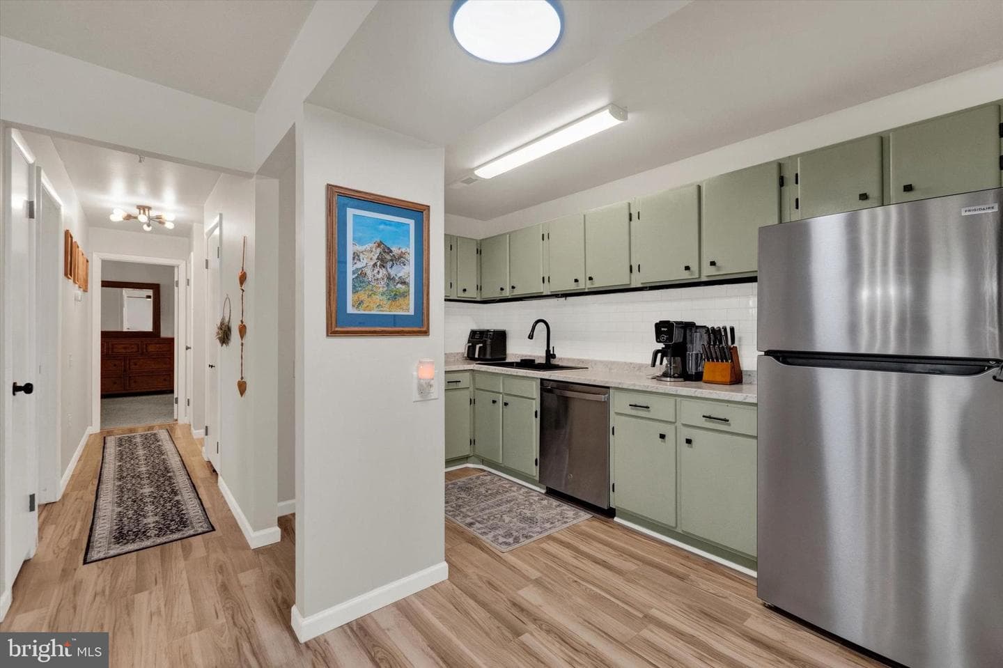 1633 Edgewood Place #201 photo 8