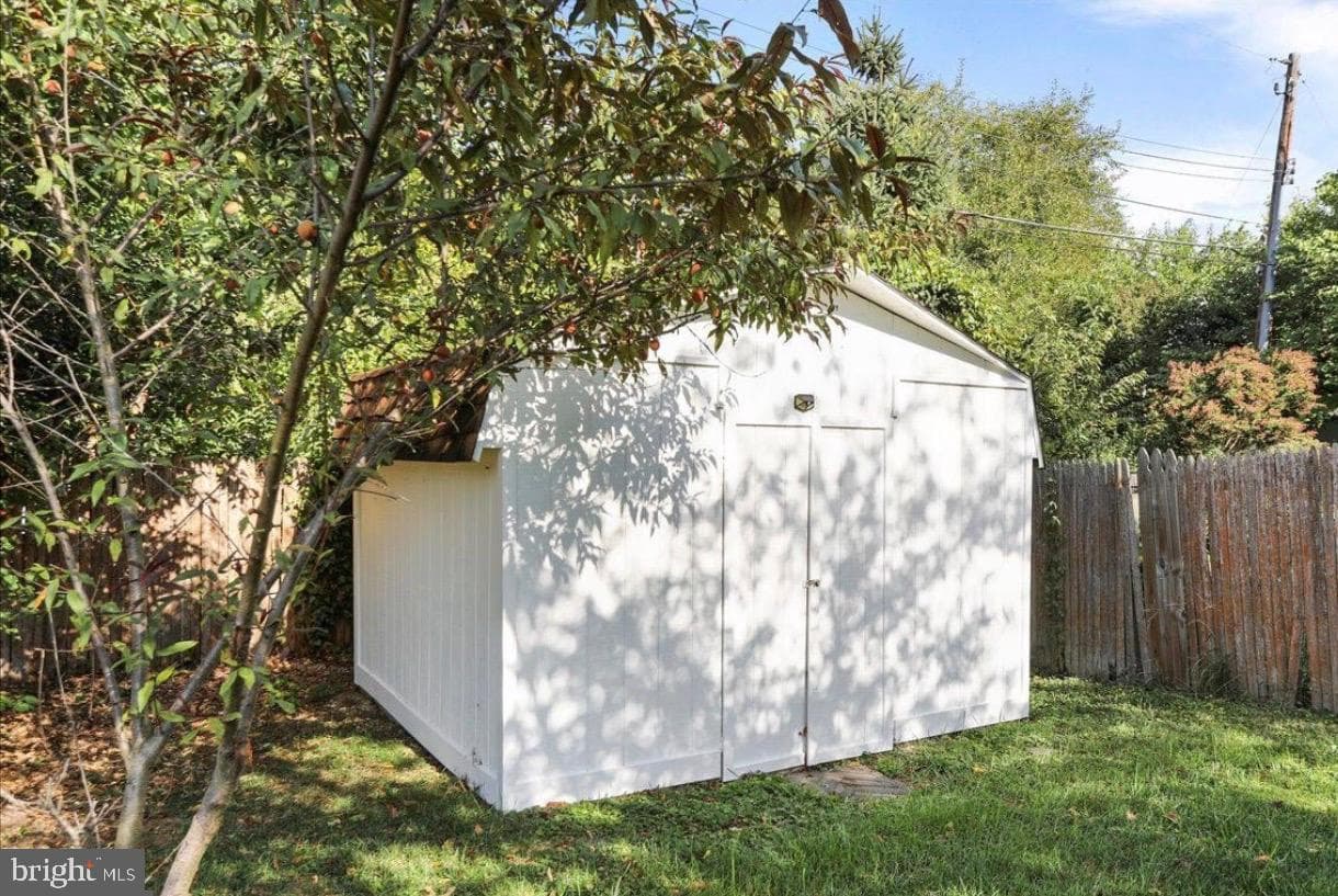 1337 Cedarwood Drive photo 8