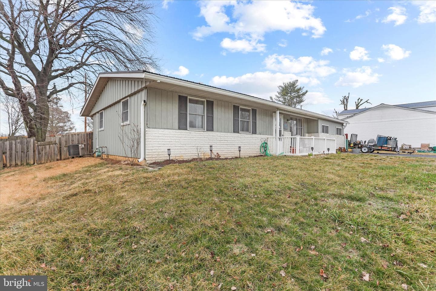 1316 Outer Drive photo 2