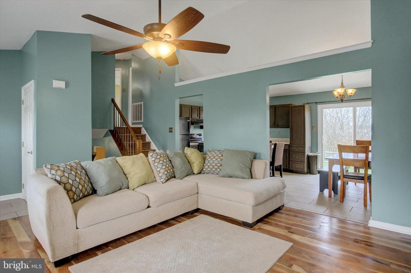 10204 Bear Creek Drive photo 9