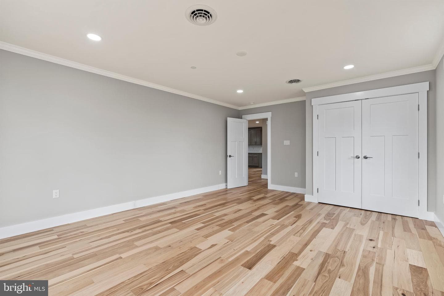 18212 Woodside Drive photo 31
