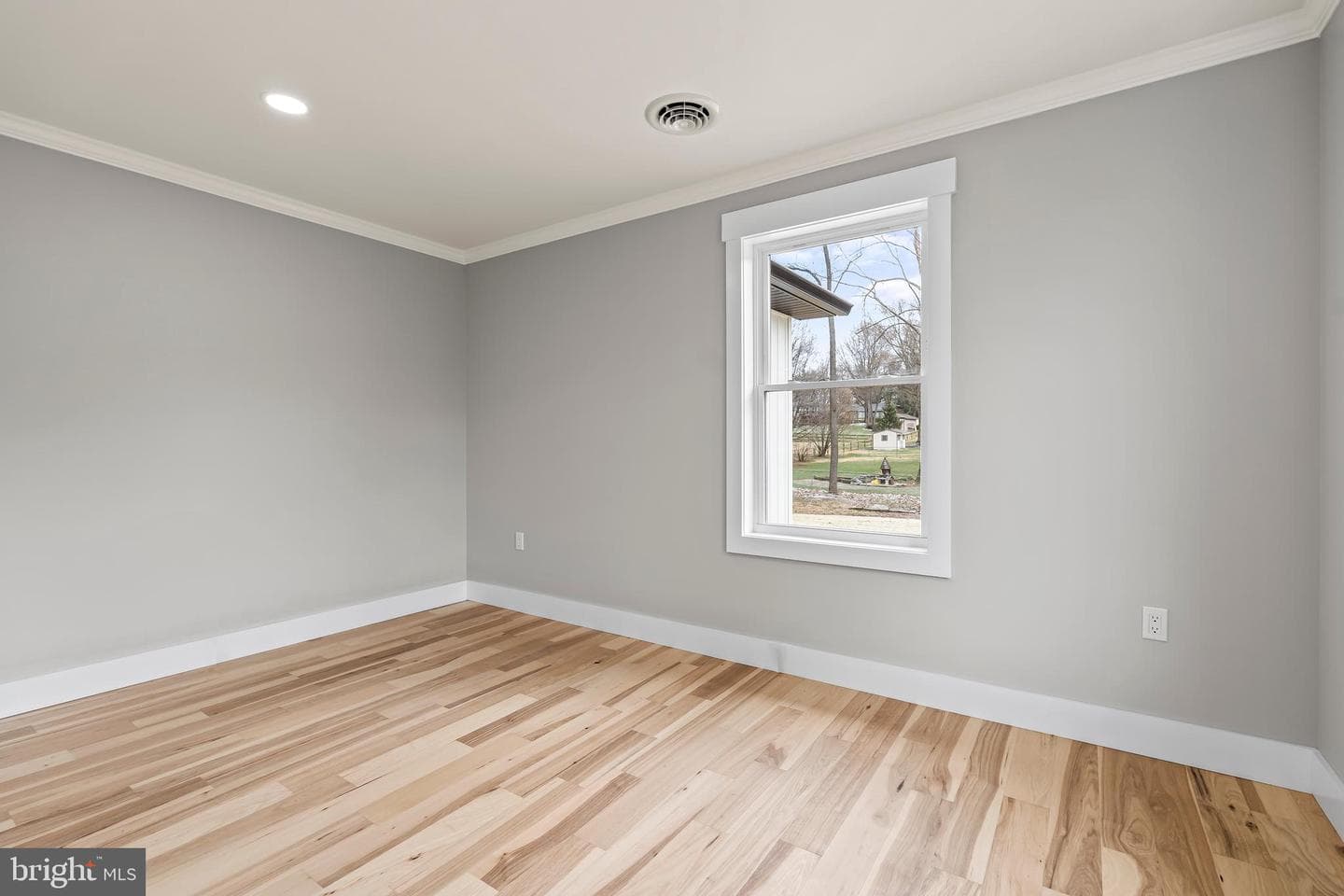 18212 Woodside Drive photo 36