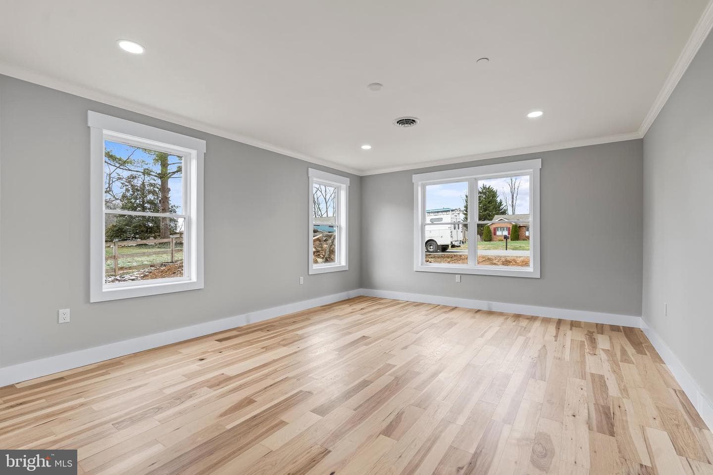 18212 Woodside Drive photo 37