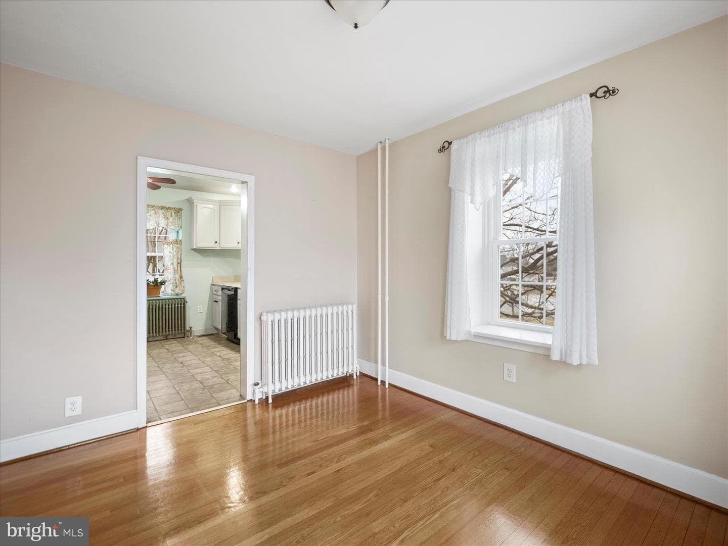 1304 Salem Avenue photo 11