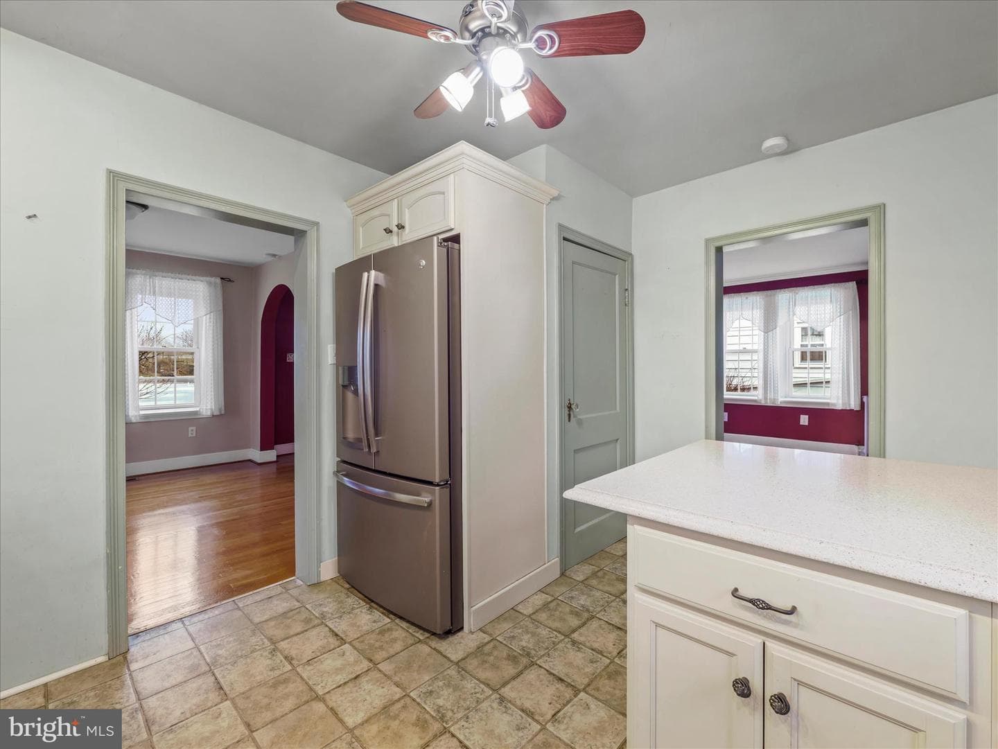 1304 Salem Avenue photo 8